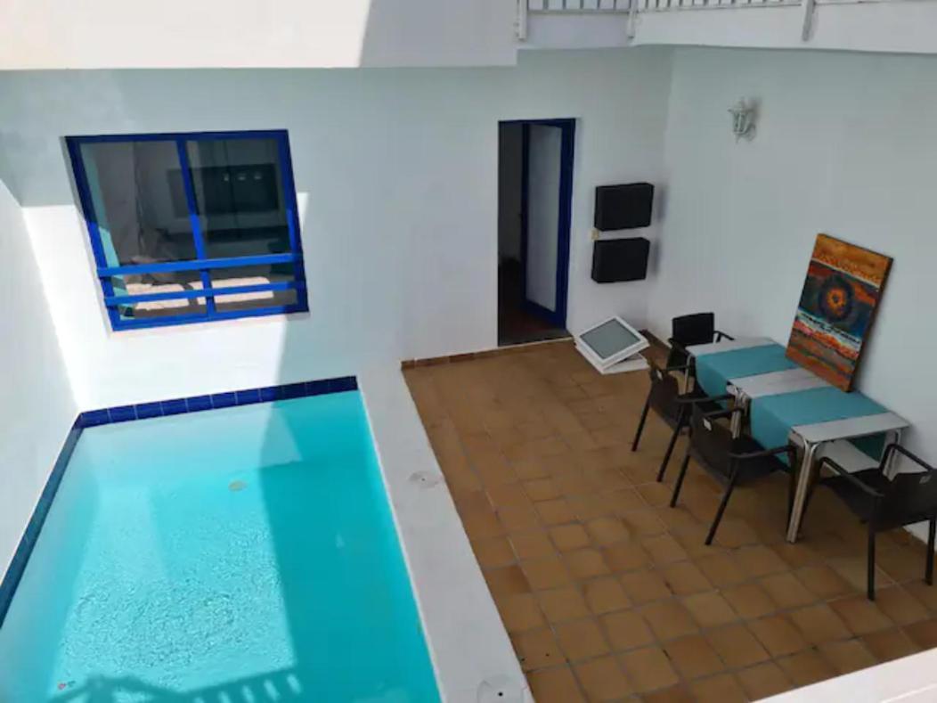 Apartamento Papagayo Con Piscina Privada Playa Blanca  Exterior photo